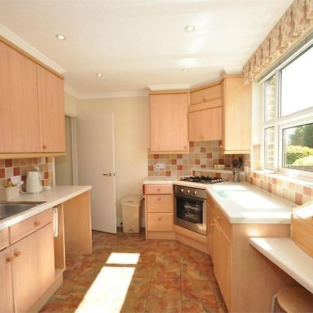 ستينس Thames View Apartments المظهر الخارجي الصورة